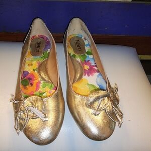 Born 6.5 ballet flats